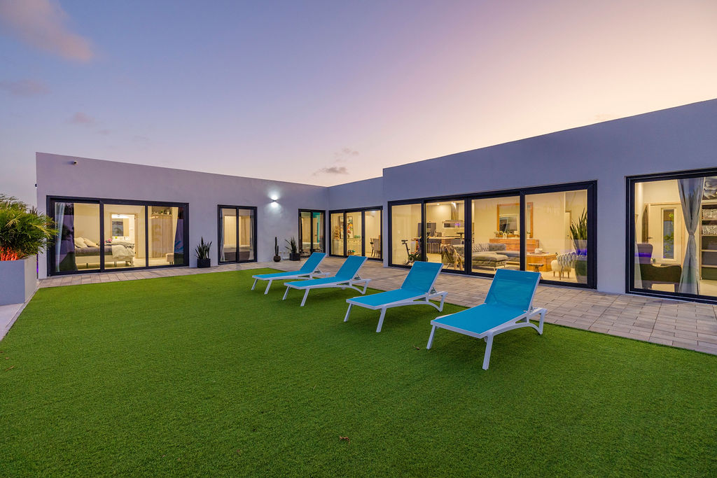 Luxurious Home in Picaron Aruba Brokers