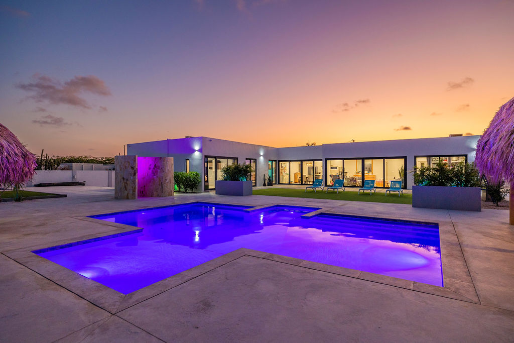 Luxurious Home in Picaron Aruba Brokers